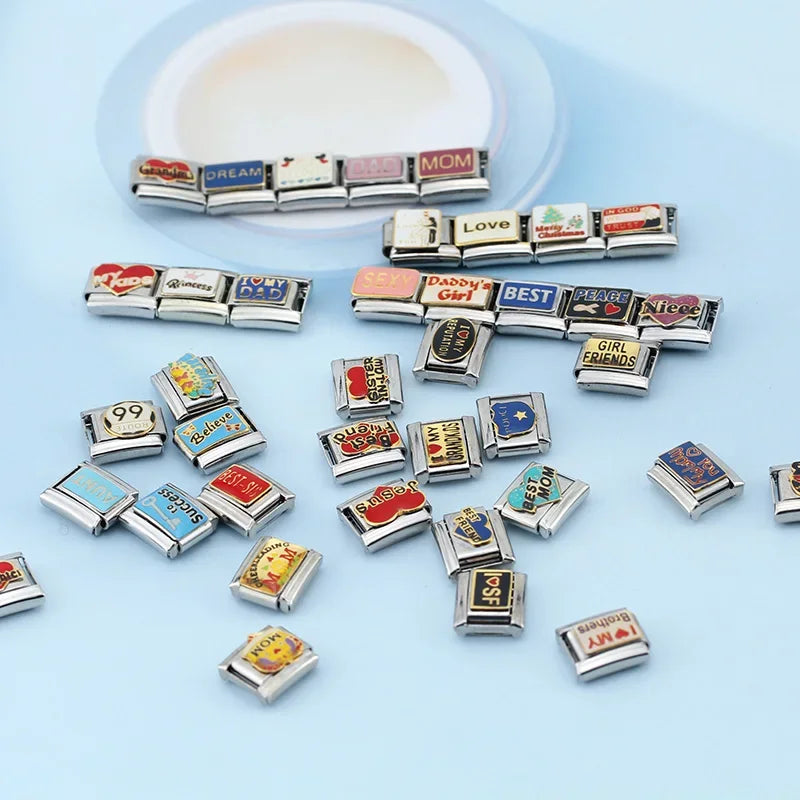 "IN GOD WE TRUST" Charm