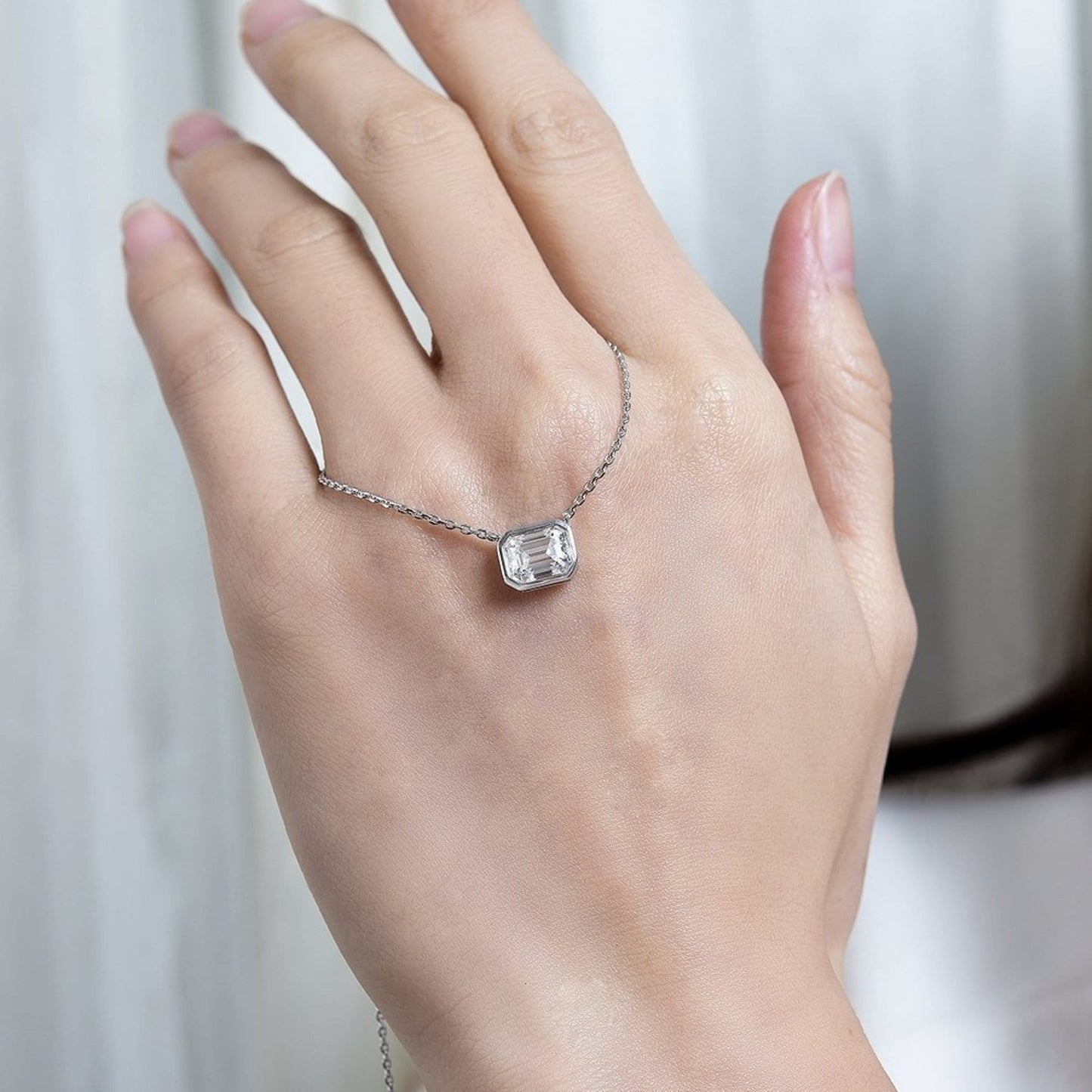 2.0ct Emerald cut Moissanite Necklace, Soild 925 silver Necklace, Moissanite Pendant, Moissanite Chain Necklace, Single Diamond Nekclace